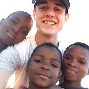 Meet your Posher, Jackson